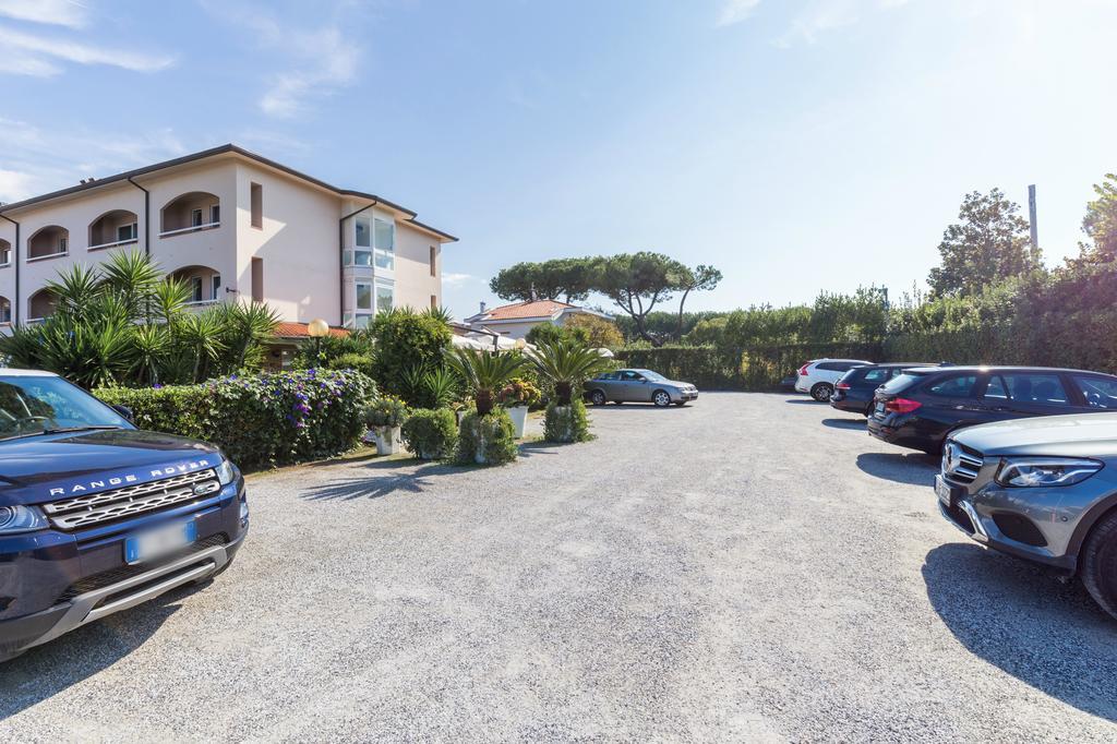 Hotel Eden Cinquale Kültér fotó